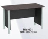 VIP Meja Kantor 1/2 biro Tanpa Laci type MM 601