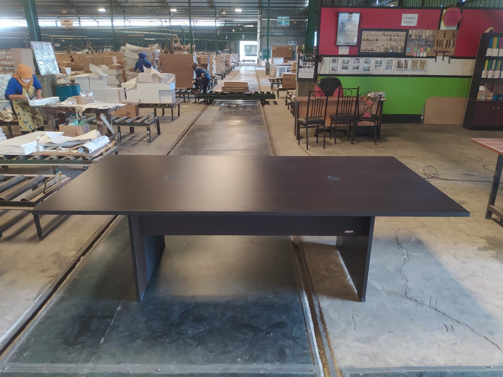 Meja Meeting Kantor Expo type MDM 2412